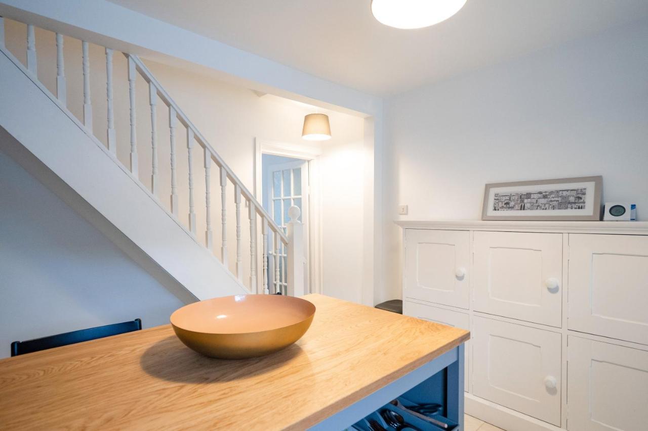 Stunning 2-Bedroom Home In City Centre With Wi-Fi! رويال تونبريدج ويل المظهر الخارجي الصورة