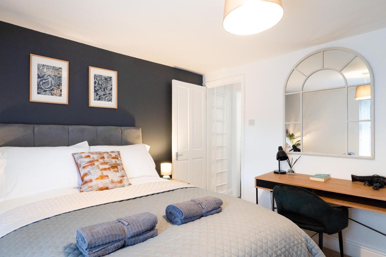 Stunning 2-Bedroom Home In City Centre With Wi-Fi! رويال تونبريدج ويل المظهر الخارجي الصورة