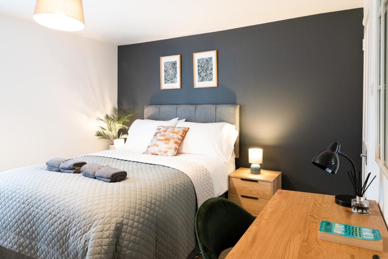 Stunning 2-Bedroom Home In City Centre With Wi-Fi! رويال تونبريدج ويل المظهر الخارجي الصورة